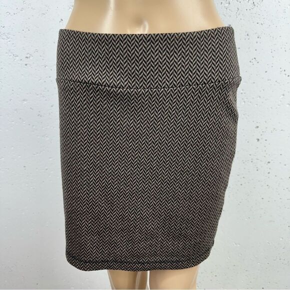 KAVU size Small Black & Brown Knit Herringbone Stretch Pencil Skirt - Picture 3 of 12